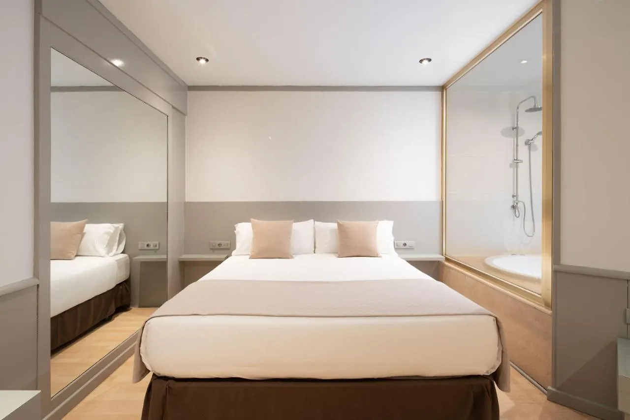 Ξενοδοχείο ημιδιαμονής Hotel Punt 14 Gavà