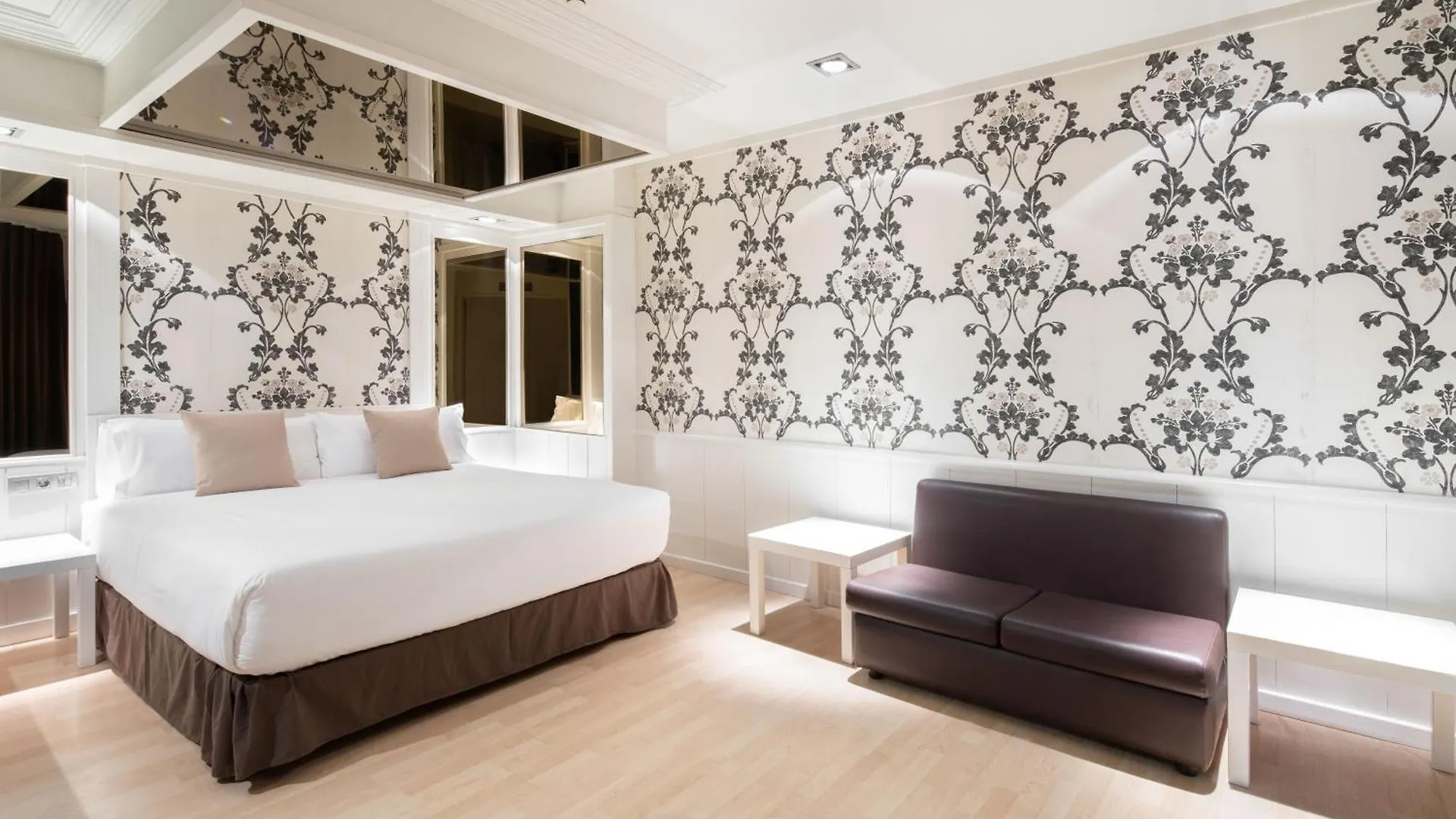 Ξενοδοχείο ημιδιαμονής Hotel Punt 14 Gavà Ισπανία